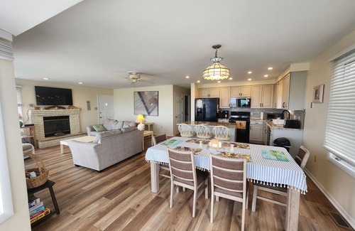 South End House | BEAUTIFUL BEACHFRONT AMAZING OCEAN VIEW! Book now for 2026