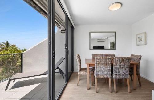 Sunshine Beach Apartment | Beautiful Belmore Retreat, Easy Walk to Beach
