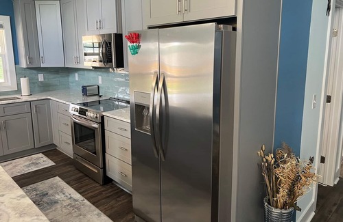 Castle Hayne Cottage | Beautiful Brand New 2 Bedroom 2 Full Bath Cottage! Close to Beaches and city