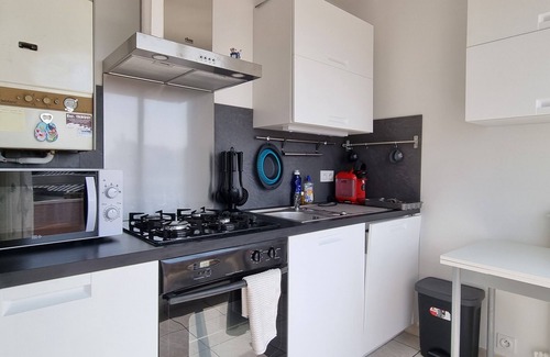 Concarneau Apartment | Beautiful, bright apartment 350m from the Sables Blancs/GR34 beach in Concarneau