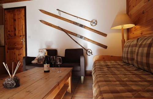 Le Fornet Apartment | Beautiful bright apt at 2 steps from the slopes