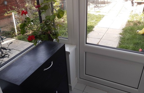 Manchester House | Beautiful bungalow in lovely garden Enquire for details