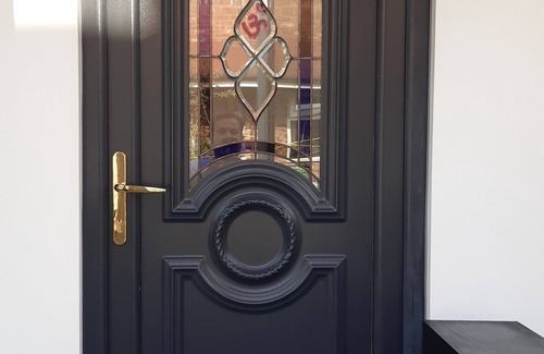 Manchester House | Beautiful bungalow in lovely garden Enquire for details