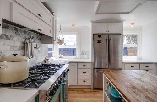 Golden Hill House | Beautiful Bungalow Near Balboa Park, Zoo, Downtown/Convention Center, & Ocean