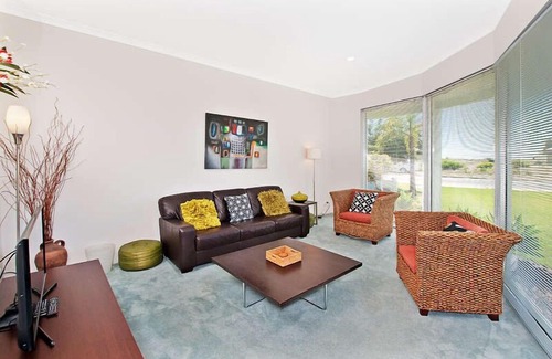 Geographe House | Beautiful Busselton Beach House - it wont fail to impress!