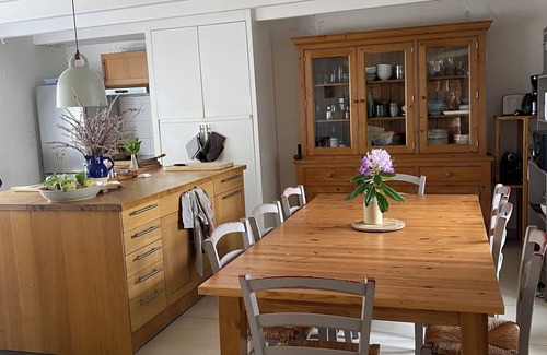 La Trinite-sur-Mer House | Beautiful captain's house in La Trinité sur Mer center bourg 8 sleeps