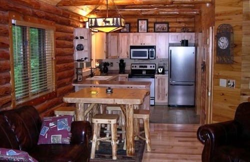 Manitowish Waters Cabin | Beautiful Cabin at Aberdeen Lodge on Manitowish Chain