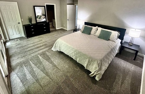 Sparta House | Beautiful Center Hill lake home nestled in woods. Minutes from lake access.