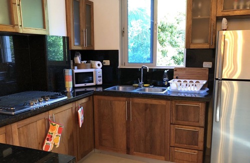 Gascue Apartment | Beautiful chic apartment steps away from Zona Colonia. All Amenities!