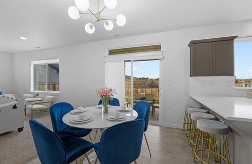 Medford House | Beautiful Clean and Modern Home In Medford.