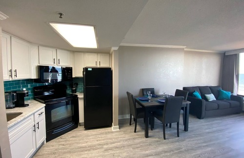 Myrtle Beach Condo | Beautiful Clean Modern Direct Oceanfront Unit With Amazing Views