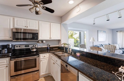 Oceanmarsh Subdivision Condo | Beautiful Condo with Ocean View and Pet Friendly