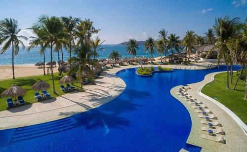 Santa Maria Huatulco Apartment | Beautiful Condo in a great Beach Hotel complex
