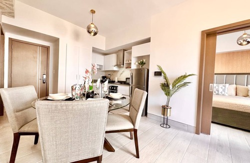Sarasota Apartment | Beautiful Condo, Rooftop Pool