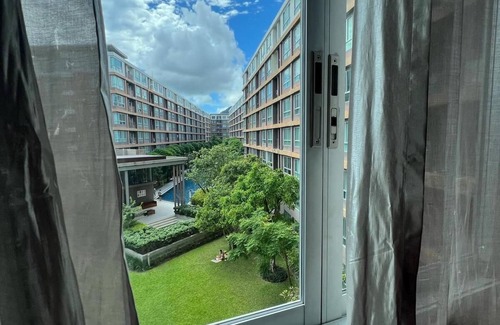 Kathu Condo | Beautiful condo with Swimming pool and Gym in Kathu
