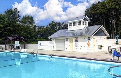 Fennville Cottage | Beautiful cottage #6 at DollyBrook just minutes from Saugatuck