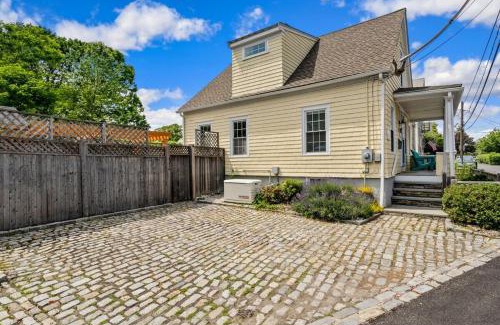 Bristol House | Beautiful Cottage In Downtown Bristol