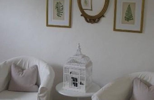Beaumontel Bed & Breakfast | Beautiful Cottage in the Middle of Normandy