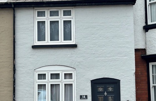 Ludwel House | Beautiful cottage in Ludlow town ,Close to Pubs, shops,restaurants & the castle