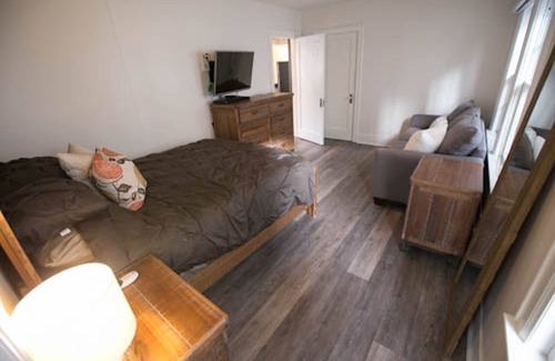 Edgehill Cottage | Beautiful cottage on Music Row