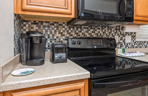Myrtle Beach House | Beautiful Cottage w/Pool, Steps to Beach, Free WiFi and parking