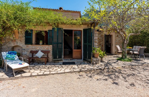 Biniaraix Cottage | Beautiful cottage with stunning views of the mountains