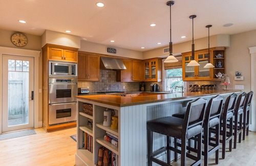 Coronado House | Beautiful Custom Home with Pool in Coronado Village