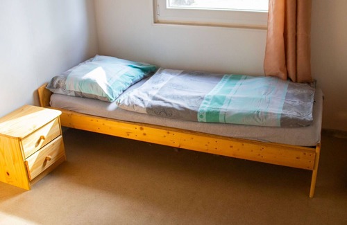 Hradec Kralove House | Beautiful apartment in villa for 12 guests with WIFI, TV, patio, pets allowed and parking