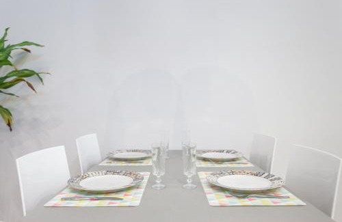 Collblanc y La Torrassa Apartment | Beautiful Apartment 20 minutes from city center