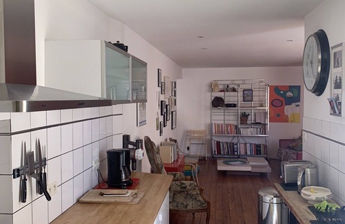 Les Sables d'Olonne House | Beautiful fisherman's house with south-facing courtyard 300 m from the beach with 6-person garage