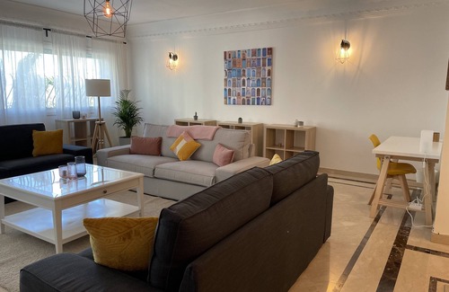 Casablanca City Center Apartment | Beautiful Family Sized Condo in the best area of Casablanca