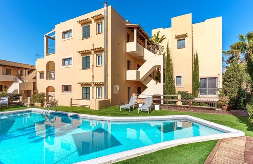 Cala Ferrera Apartment | Beautiful “Ferrera Luxe Apartamento 702” close to the Beach with Pool, Wi-Fi, A/C, Terrace & Garden; Parking Available