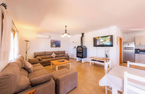 Santanyi Villa | Beautiful Finca "Sa Xorca" with pool, Air Conditioning and Wi-Fi
