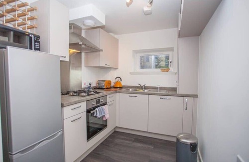 City Centre Glasgow Apartment | Beautiful Flat with Panoramic Views over the City
