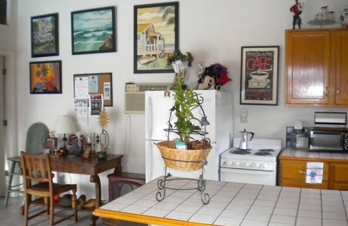 Port St. Joe Apartment | Beautiful Forgotten Coast Studio Cottage & Walk to the Beach