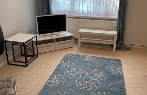 Edgbaston House | Beautiful Four Bedroom Birmingham Central House with FREE PARKING - Ideal for families and contractors