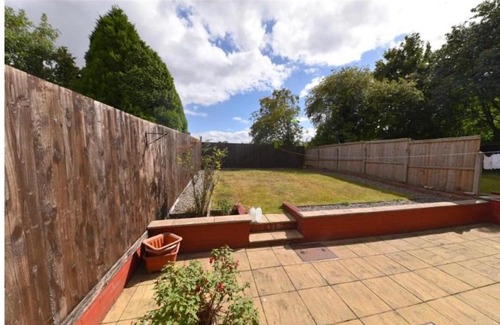 Edgbaston House | Beautiful Four Bedroom Birmingham Central House with FREE PARKING - Ideal for families and contractors