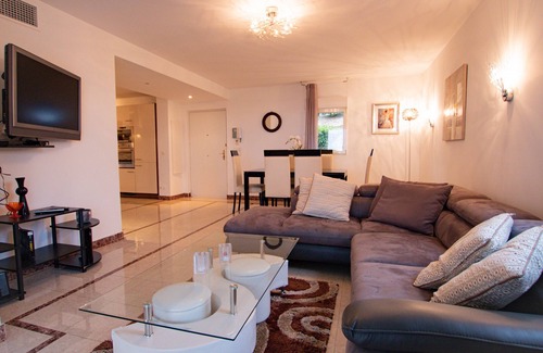 Les Termes Apartment | Beautiful apartment with panoramic sea view in Mandelieu