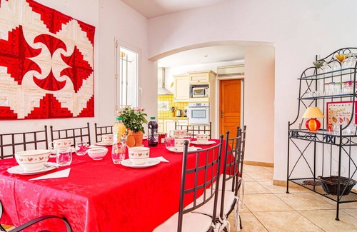Montfort-sur-Argens House | Beautiful private villa for 8 guests with private pool, A/C, WIFI, TV and terrace