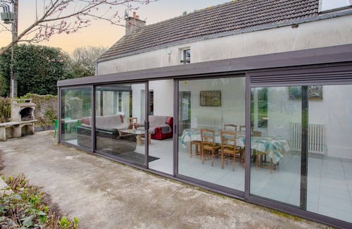 Saint-Lo-d'Ourville House | Beautiful private villa for 10 guests with WIFI, TV, patio and pets allowed