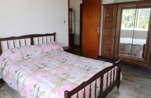 Usclades-et-Rieutord House | Beautiful private villa for 4 guests with TV, terrace, pets allowed and parking