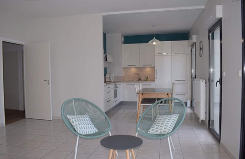 Perros-Guirec Apartment | Beautiful fully renovated apartment for 5 people in the center of PERROS-GUIREC