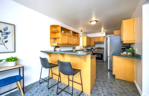 London House | Beautiful, Furnished, Clean, Well Situated House with Utilities (4Bed, 1.5Bath)