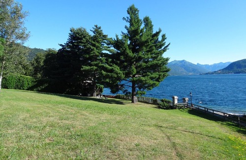 San Maurizio d'Opaglio Apartment | Beautiful garden front Lake Orta for relax vacation free use conoes, bikes