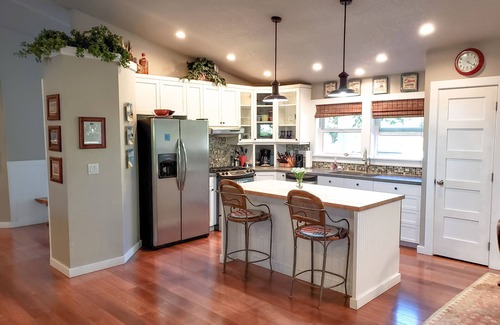 Netarts House | Beautiful Garden home by the Bay!
