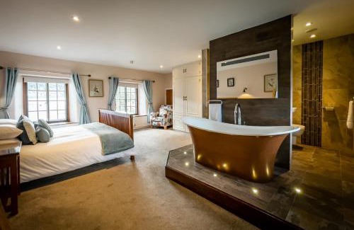 Bowness-on-Windermere House | Beautiful Grade 2 listed building - West Wing