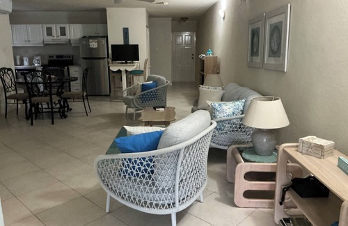 Hastings Condo | Beautiful Ground Floor Modern Condo, Just Steps to the Pool and Ocean