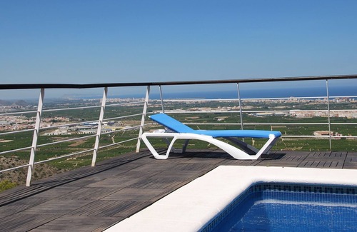 La Font d'en Carros Villa | Beautiful house with spectacular views, private pool and free wi fi