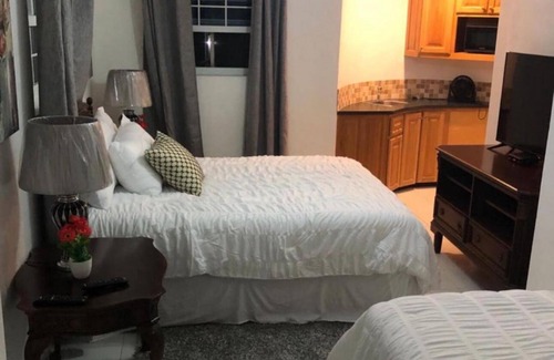 Tower Isle Bed & Breakfast | Beautiful hideaway one bedroom apartment