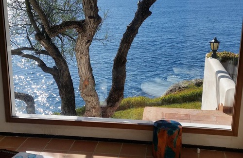 Porto Cristo Novo House | beautiful holiday house 1. Oceanfront oceanfront, gorgeous ocean views u guest house